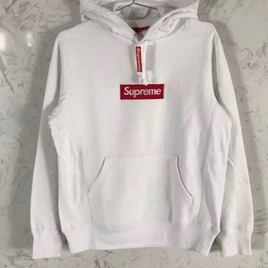 Nice supreme hoodie (Real)